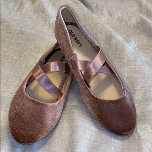 Little Girls Size 13 Rose Gold Ballet Shoe